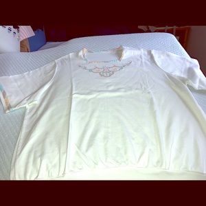 Short sleeve pullover top